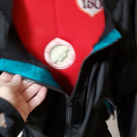 Silk light jacket or off the shoulder top - Picture 2 of 8